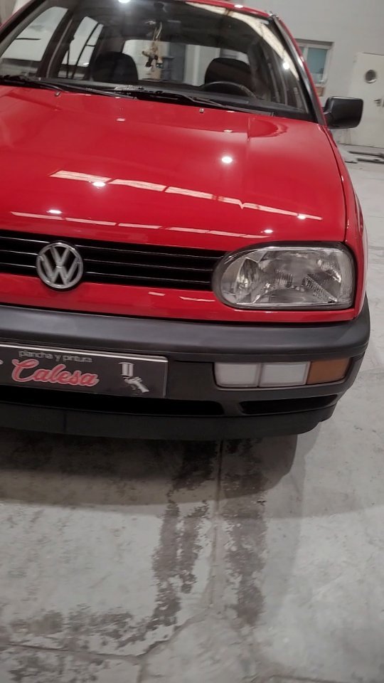 Reparación plancha y pintura VW