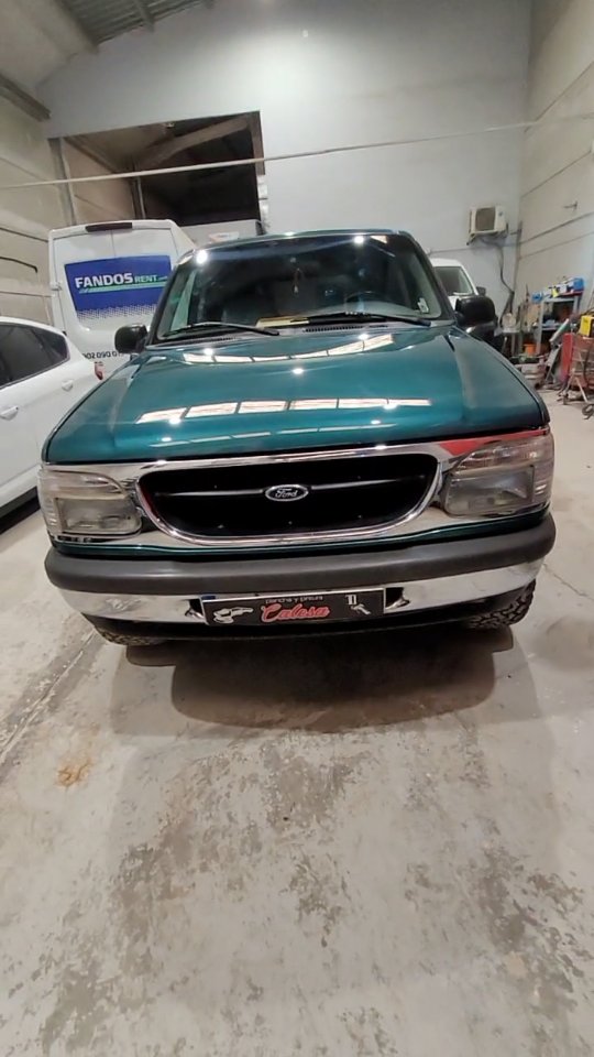 Reparacion de plancha coche ford
