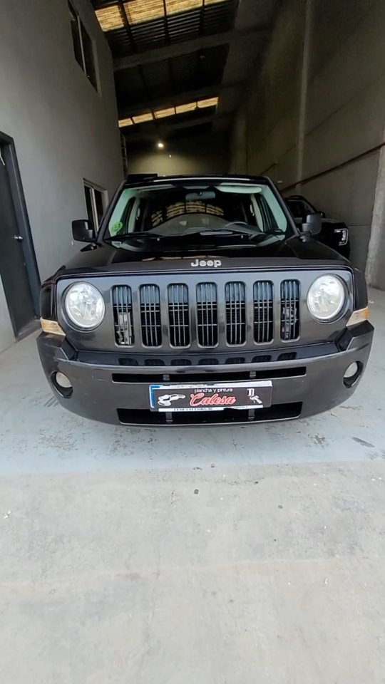 Reparacion de coche Jeep 4x4